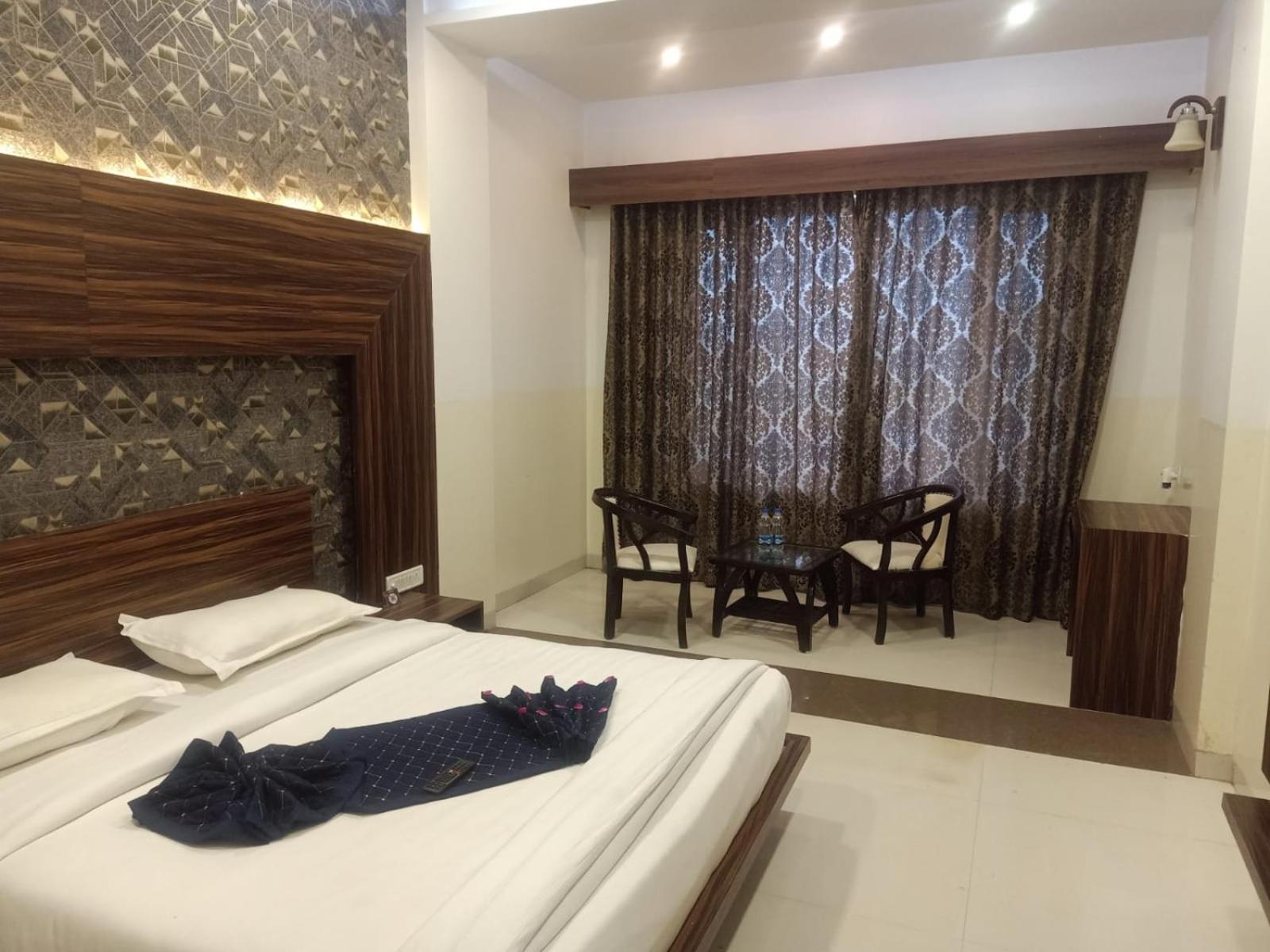 Hotel Ps Residency Shivpurī Esterno foto